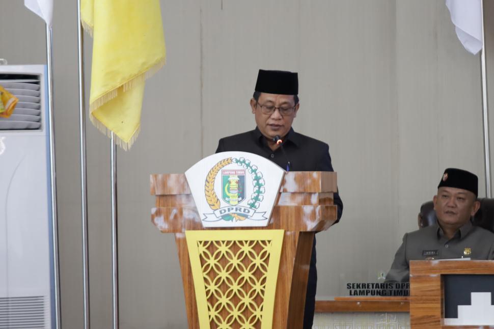 Doa Sakral di Paripurna DPRD! Kakan Kemenag Lampung Timur Titip Harapan Besar untuk Pemimpin Baru