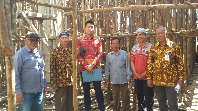 Penghulu Curup Selatan Ikut Berperan Aktif dalam Pembangunan Masjid Al Mukhlishin di Kelurahan Timbul Rejo