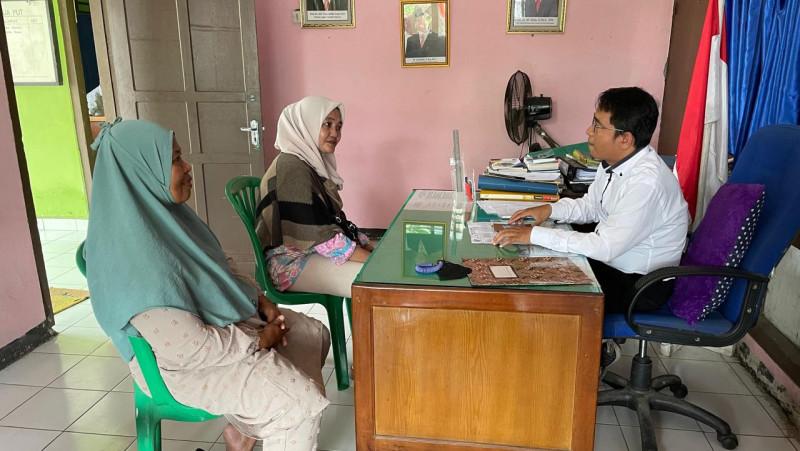 Kepala KUA PUT Ajak Pegawai Tingkatkan Pelayanan dan Administrasi