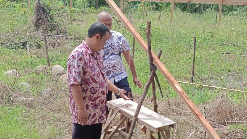 Tim Kalibrasi KUA Kecamatan Muara Bangkahulu, Pastikan Arah Kiblat Masjid