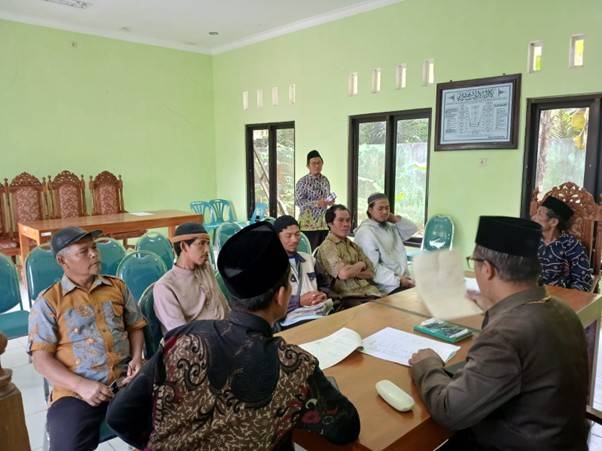 KUA Pagentan Fasilitasi Ikrar Wakaf TPQ Tasydikul Qolbi Demi Kemaslahatan Umat