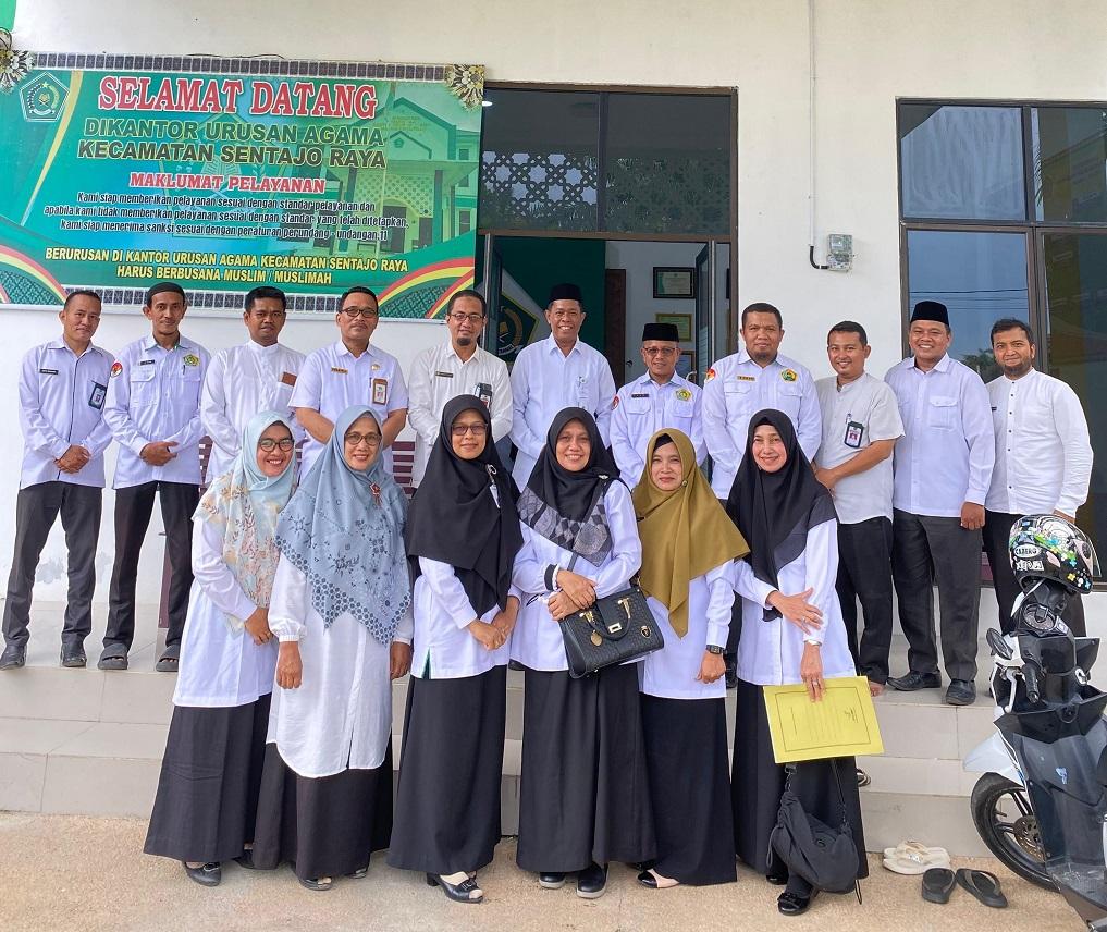 Ka. KUA Sentajo Raya Terima Kunjungan Kabid Urais Kanwil Kemenag Riau 