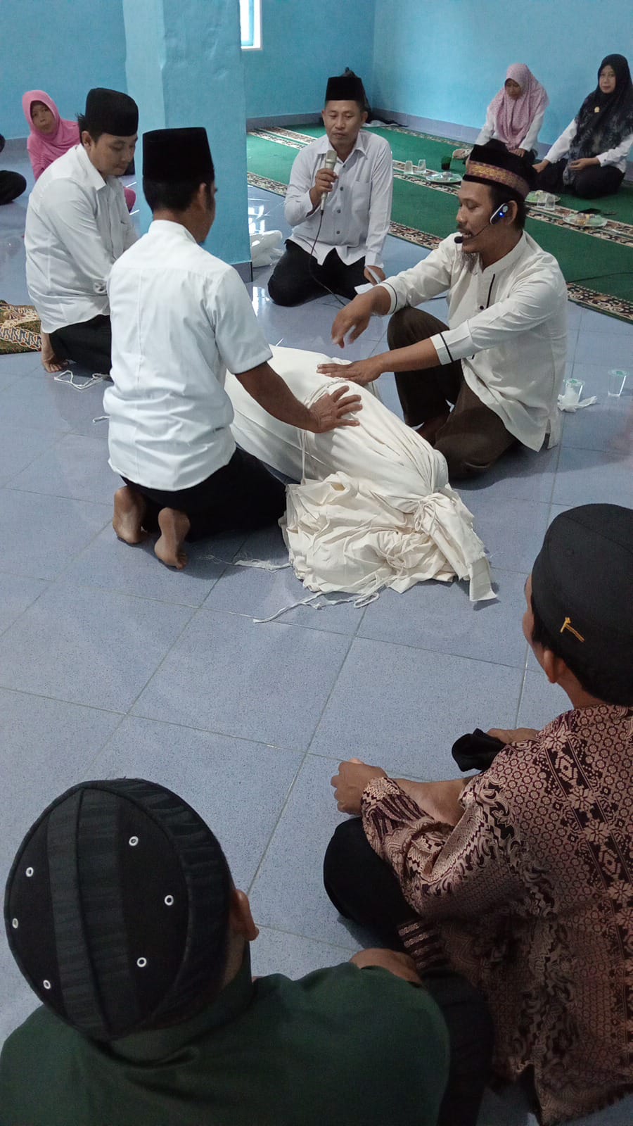 Tour ke 5 Kantor Urusan Agama Sungkai Utara; Pengurusan Jenazah di Masjid Al Ikhlas Desa Padang Ratu