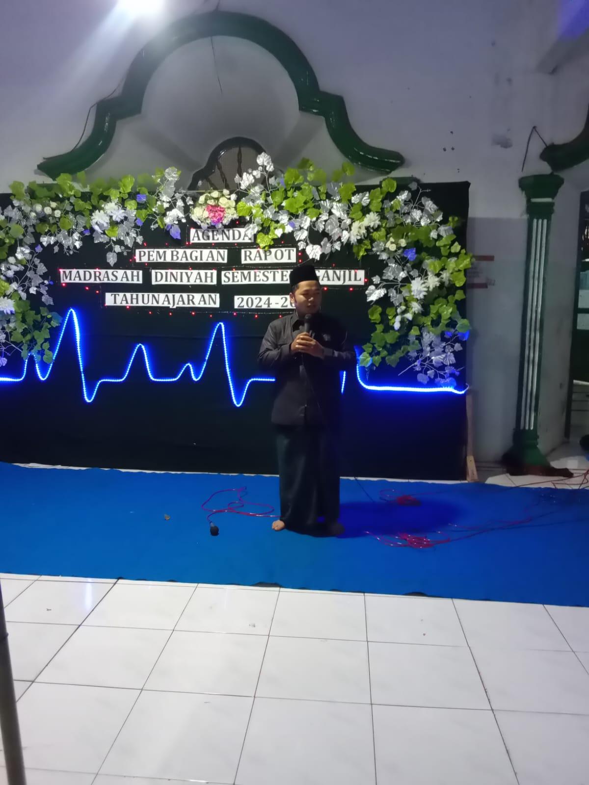 Motivasi Belajar Agama di Era Digital: Ustadz Arrohmatan Sapa 350 Santri dengan Pesan Inspiratif 