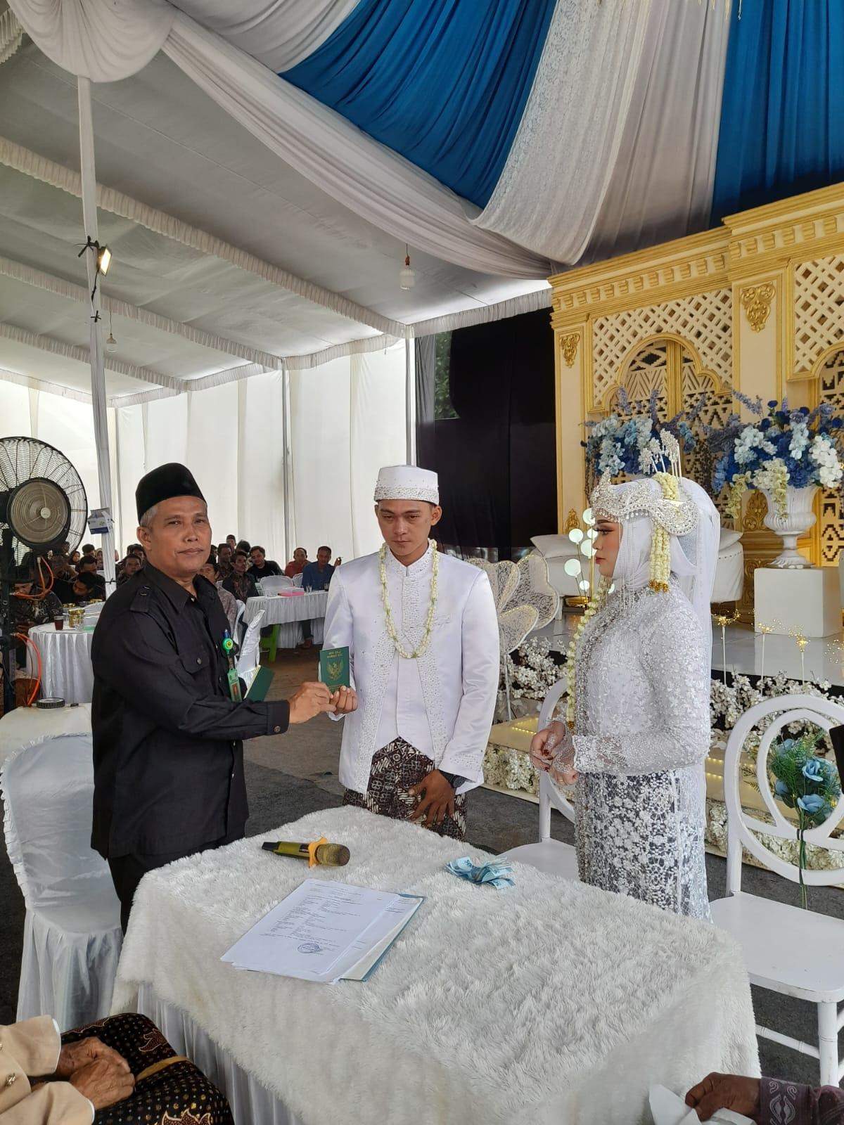 Penghulu Labuhan Ratu H. Mulyono Sampaikan Ikatan Suci: Catatan Awal Perjalanan Cinta