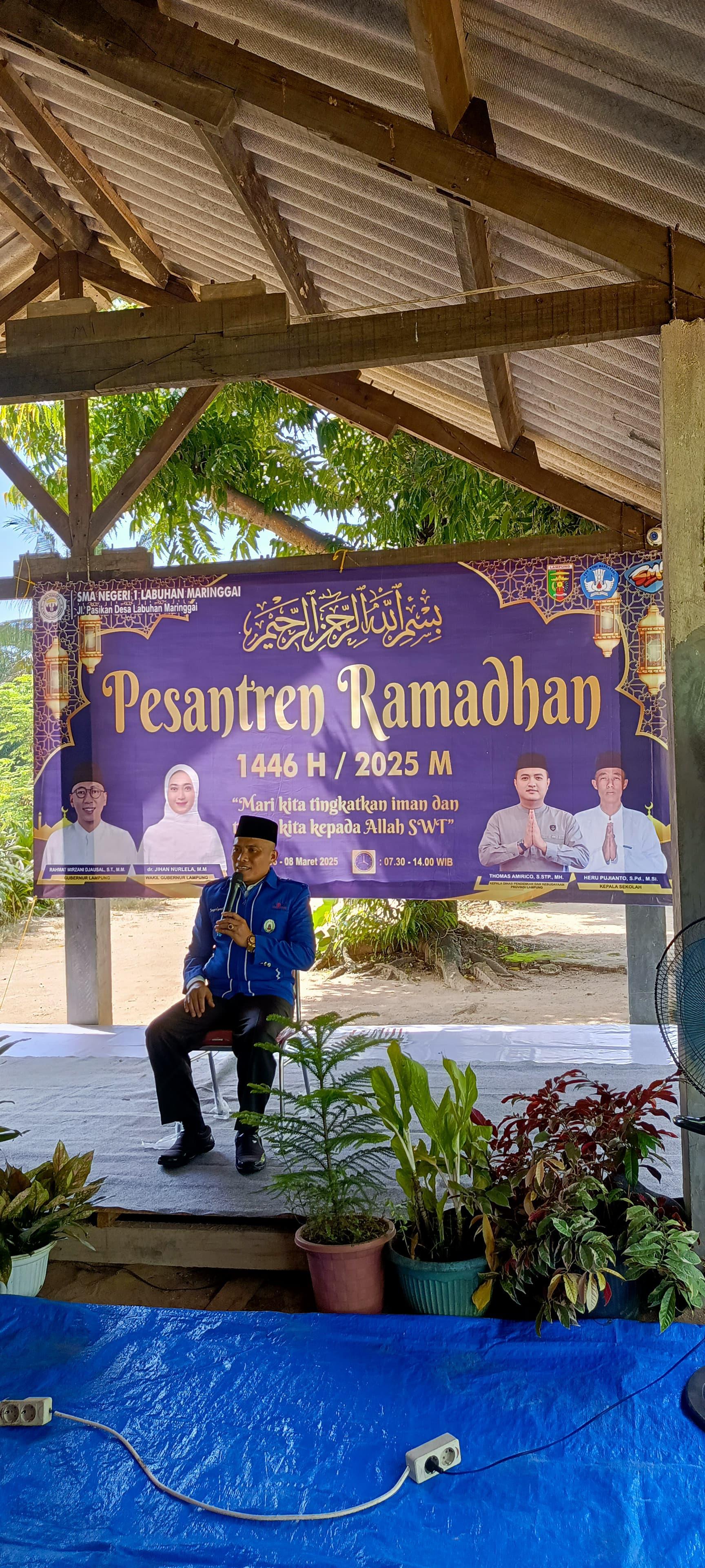 Tausiyah Ramadhan di SMA Labuhan Maringgai, Penghulu KUA Tegaskan Nilai Ketakwaan