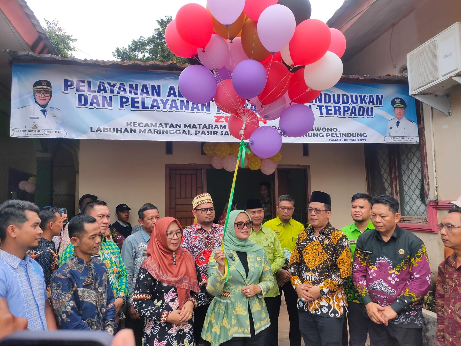 Bupati Ela Launching Pelayanan Administrasi  Kependudukan dan Pelayanan Istbat Nikah Terpadu