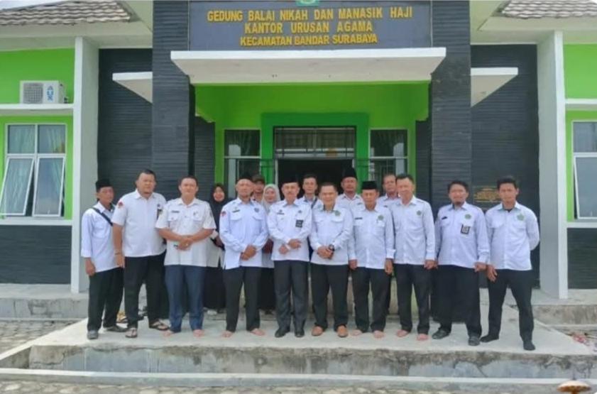 Meriahkan HAB ke-79, Kemenag Lampung Tengah Gelar Jalan Sehat dan Bakti Sosial