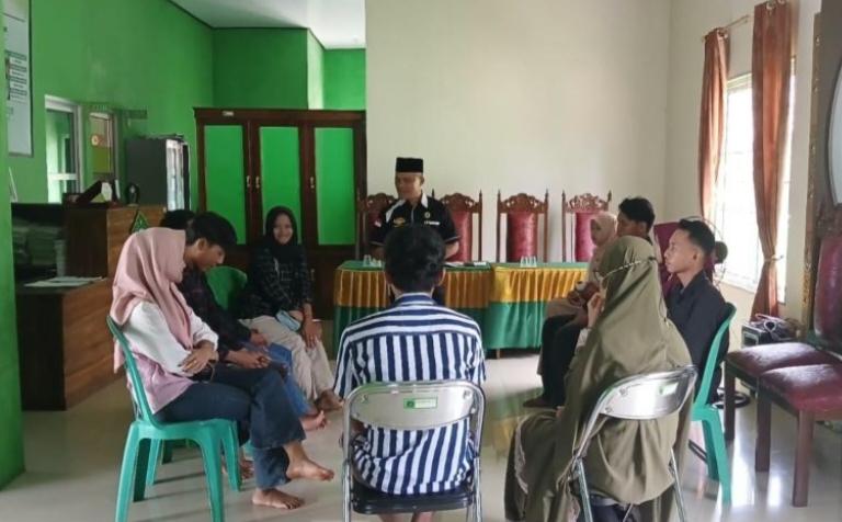 KUA Labuhan Maringgai Bimbing Catin Menuju Keluarga Sakinah