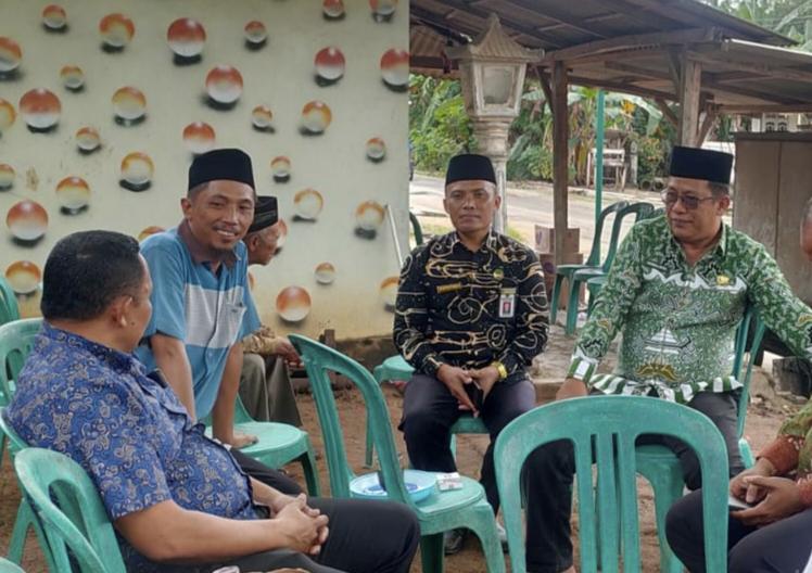 Kepala Kemenag Lampung Timur Melayat, Sampaikan Dukungan Moril untuk M. Fahrudin