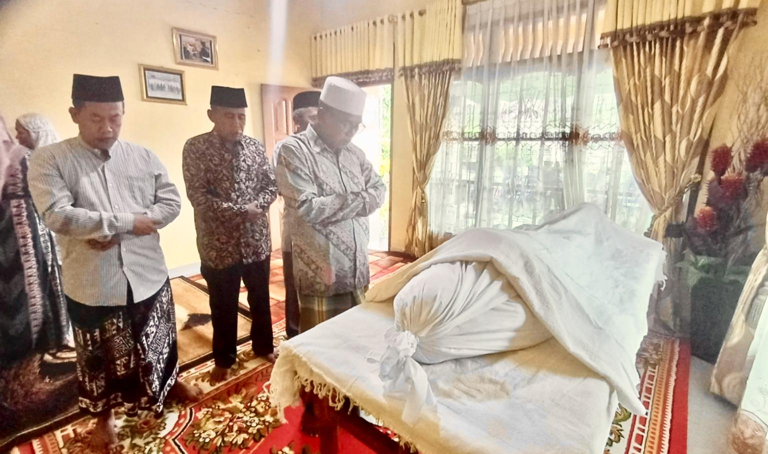 Ketua MUI Sekampung, Dr. H. Tukiran, Berpulang: Sosok Pengabdi dan Teladan Umat   