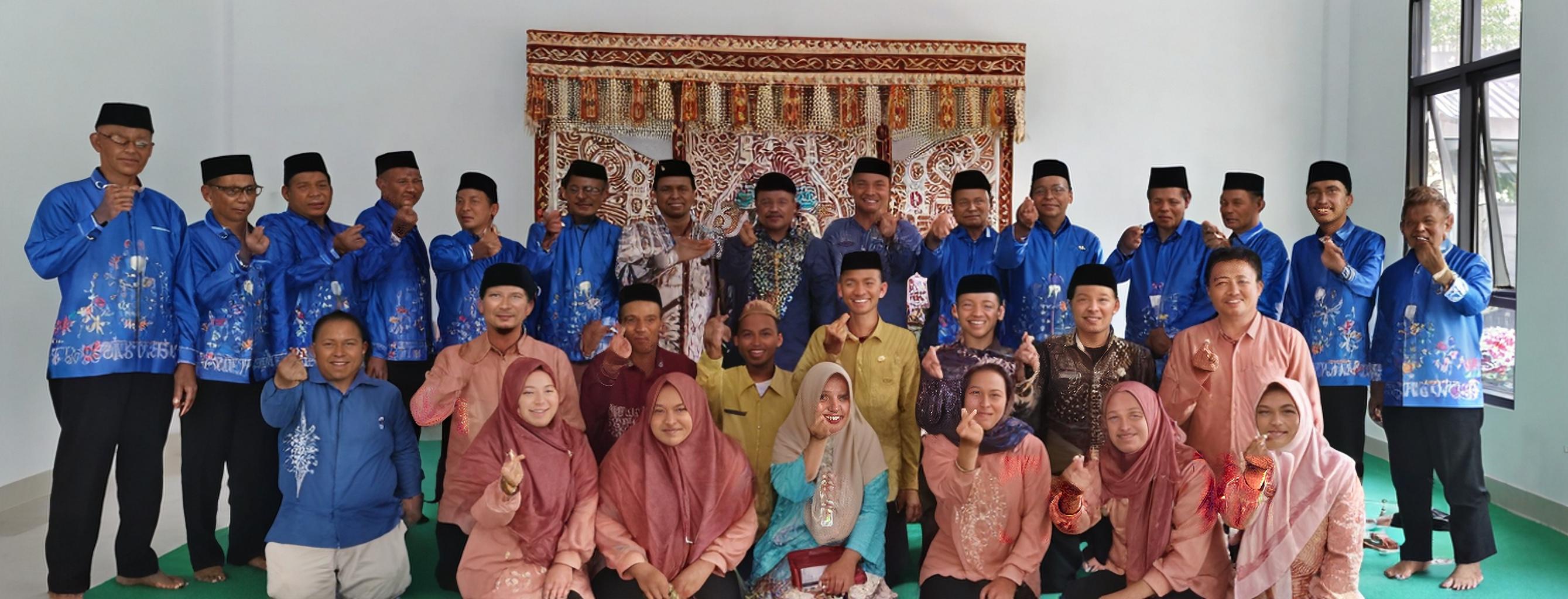 ASOSIASI PENGHULU POHUWATO GELAR BAHTSUL MASAIL: PERNIKAHAN IDEAL, SINKRONISASI SYARIAT, HUKUM, DAN TEKNOLOGI