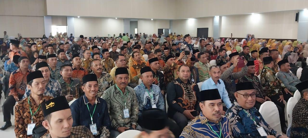 Dibuka oleh Menteri Agama, Rakerwil Kanwil Kemenag Malut 2025 Dihadiri Dua Kepala KUA Kepulauan Sula