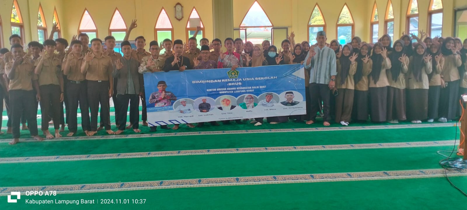 Cegah Kawin Anak dalam Program BRUS di SMA N 1 Liwa