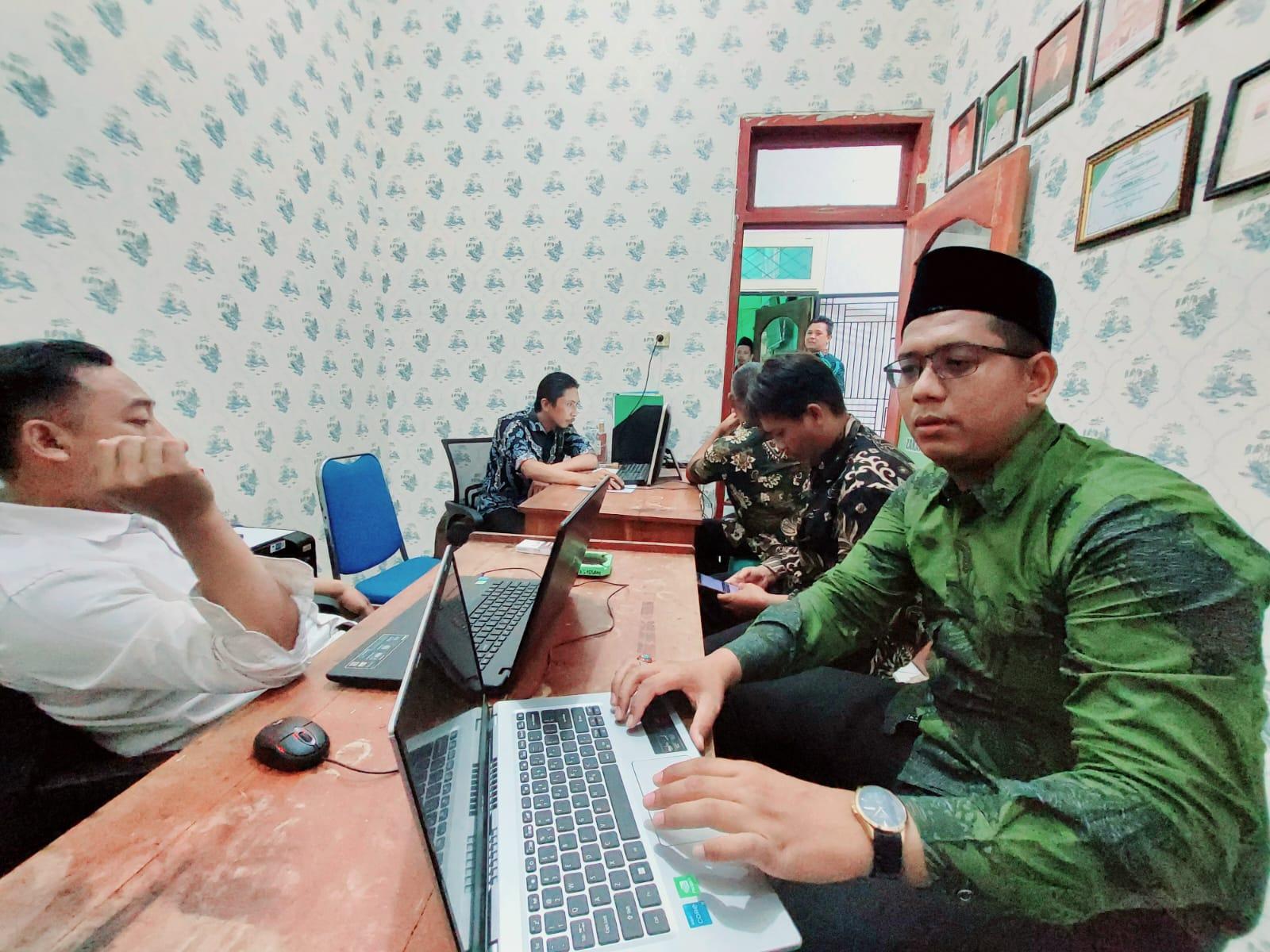 PPPK Penyuluh Agama Islam Sekampung Udik Ikuti Pelatihan E-AIW demi Percepatan Administrasi Wakaf