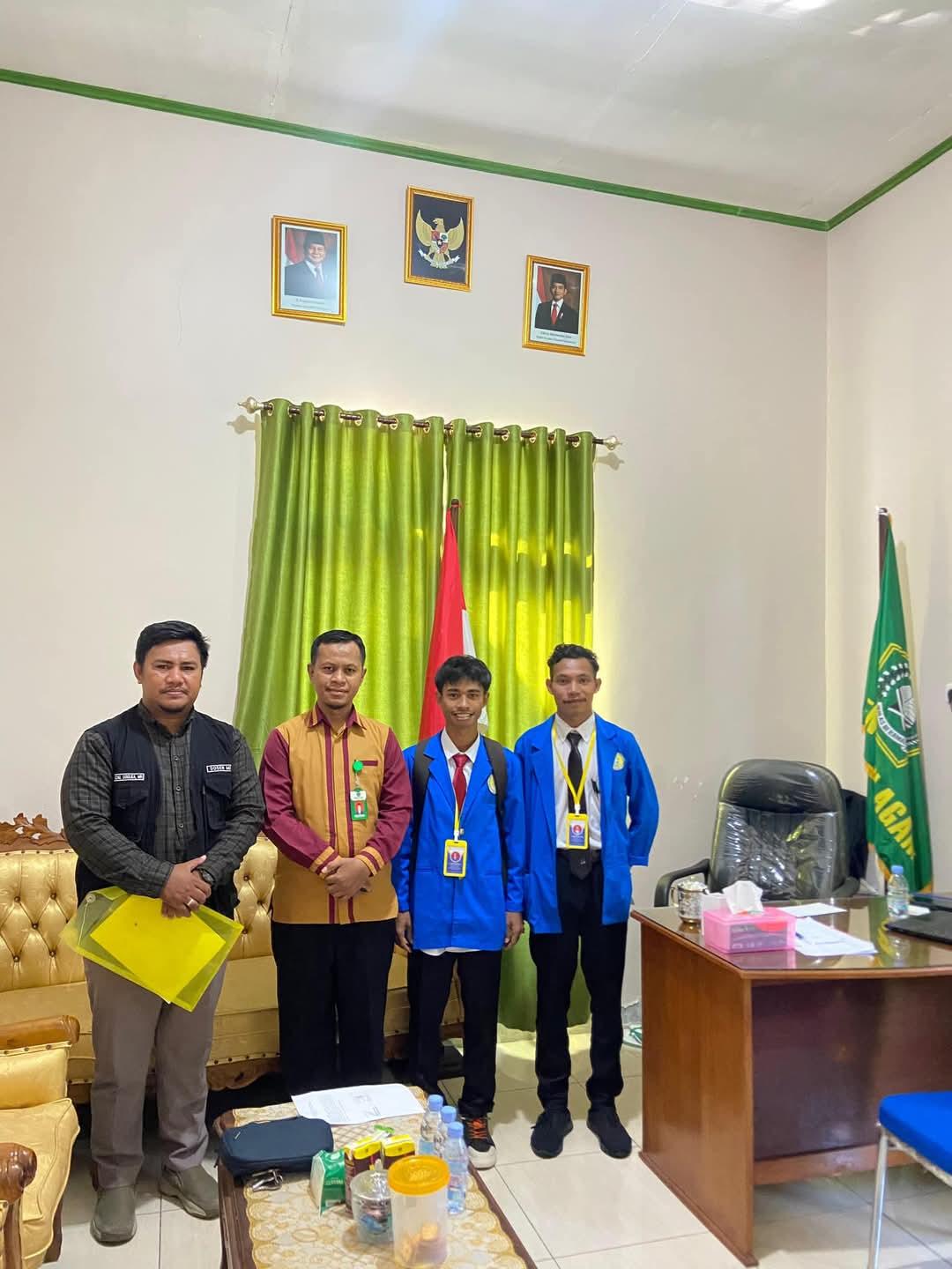 Kepala KUA Bacan Terima Mahasiswa PKL STAI Al-Khairaat Labuha