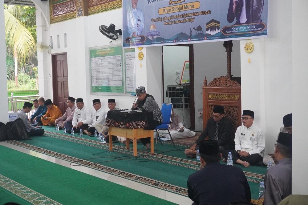 Ka. KUA Se-Kota Pekanbaru Hadiri Tabligh Akbar Isra Mi’raj sekaligus Sambut Ramadhan