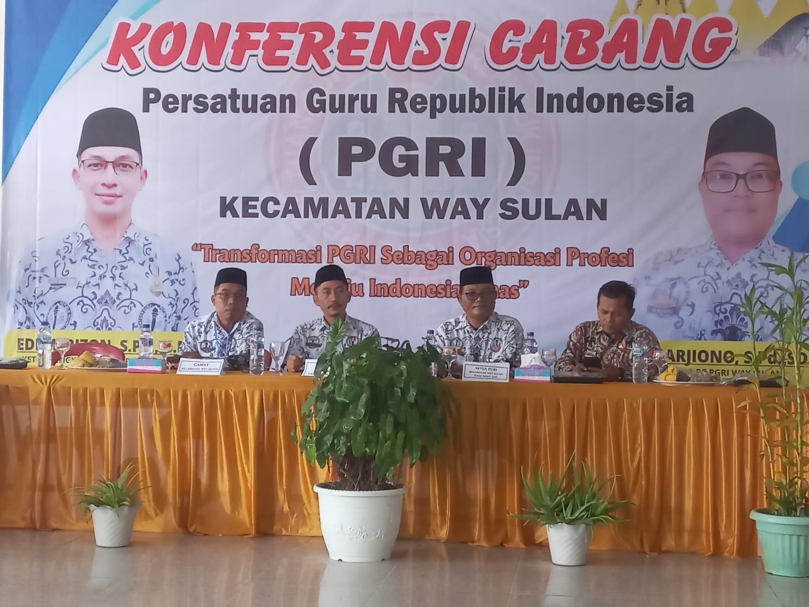 Kepala KUA Way Sulan Hadiri Konferensi Cabang PGRI Kecamatan Way Sulan