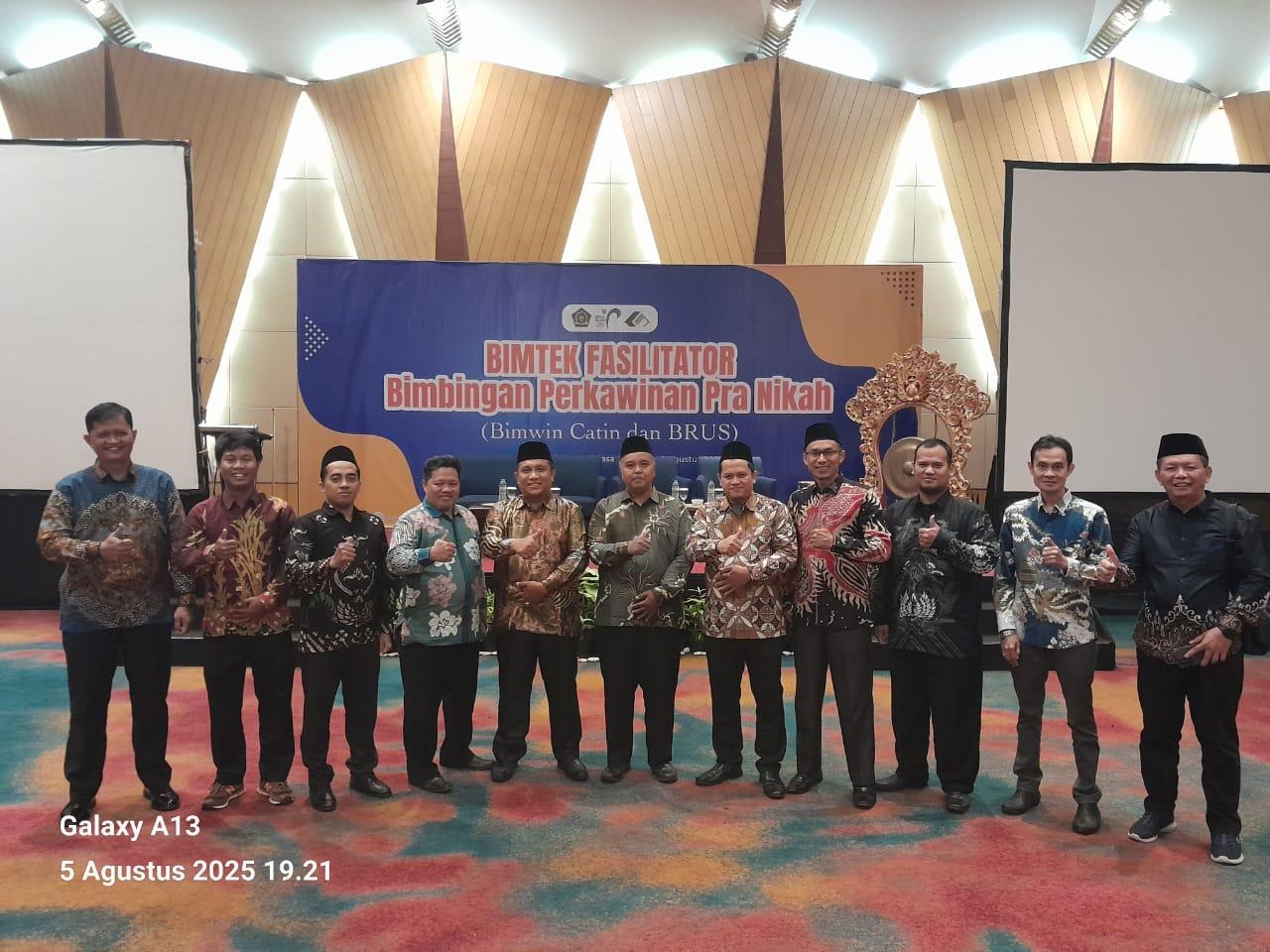 Penghulu KUA Tenayan Raya Ikuti Bimtek Fasilitator Binwin Catin